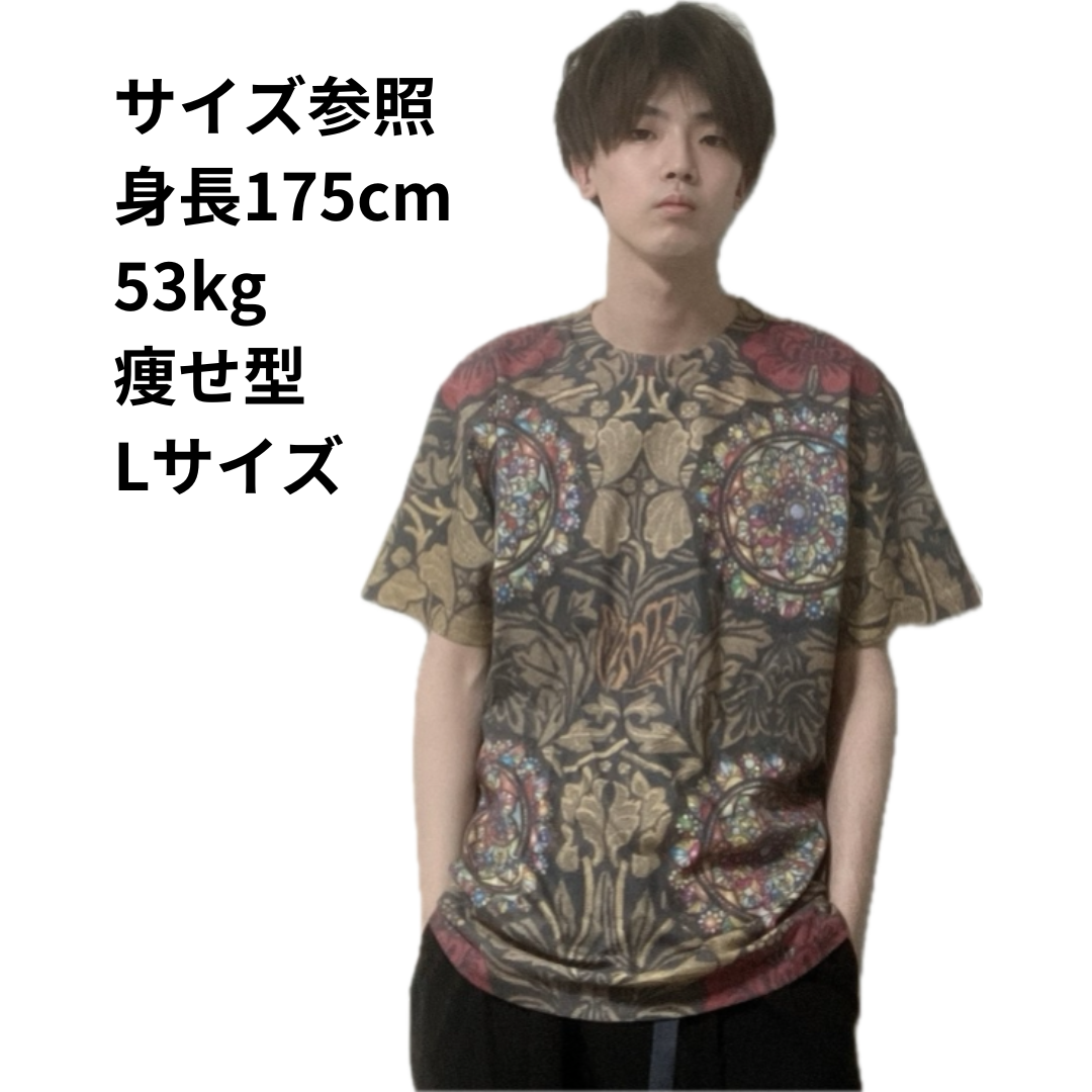 存在感を纏うアートTシャツ|一目惚れデザイン&高評価レビュー多数